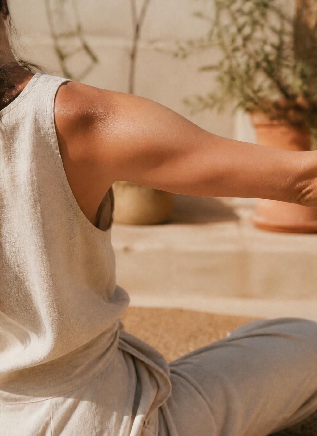 A moment of movement and breath in practice